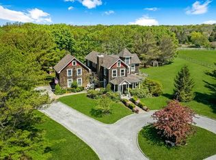 413 Main St, East Moriches, NY