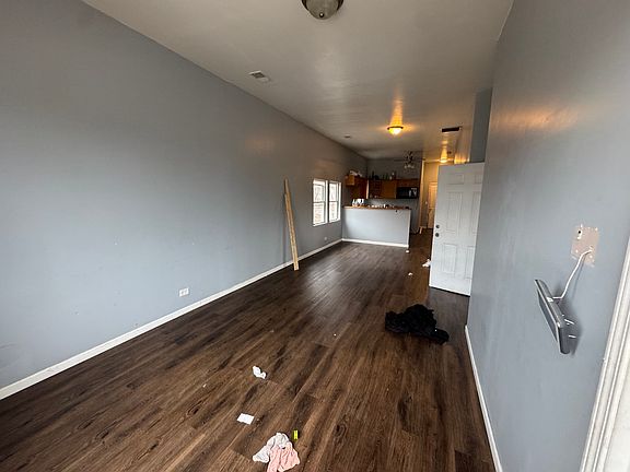 2nd image of 8720 S Mackinaw Ave