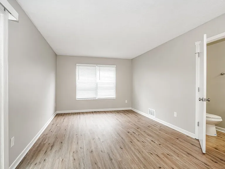 2656 Willowgate Rd — Photo 12