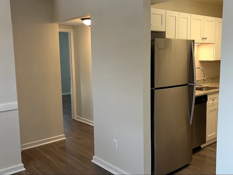 11 Warren Lodge Ct #1A — Photo 5