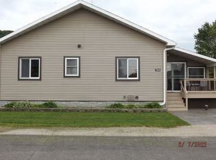 760 Main St, Dakota, MN 55925