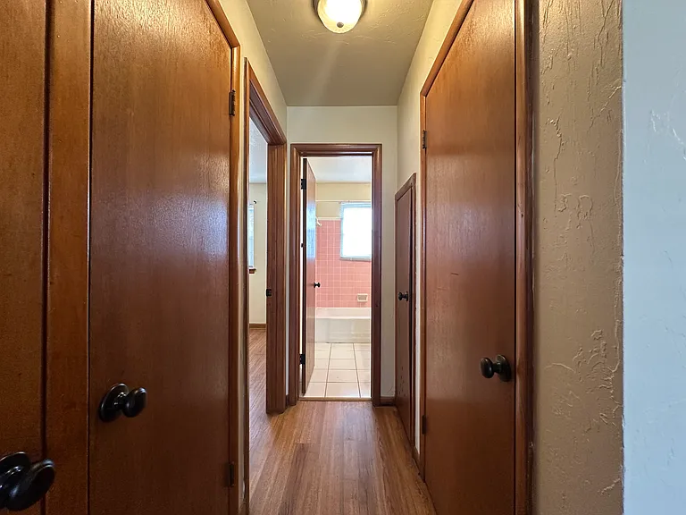 500 Stinson St — Photo 9