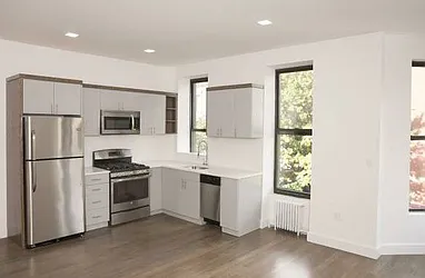 Rented by HomeCanvasr NY, Inc.