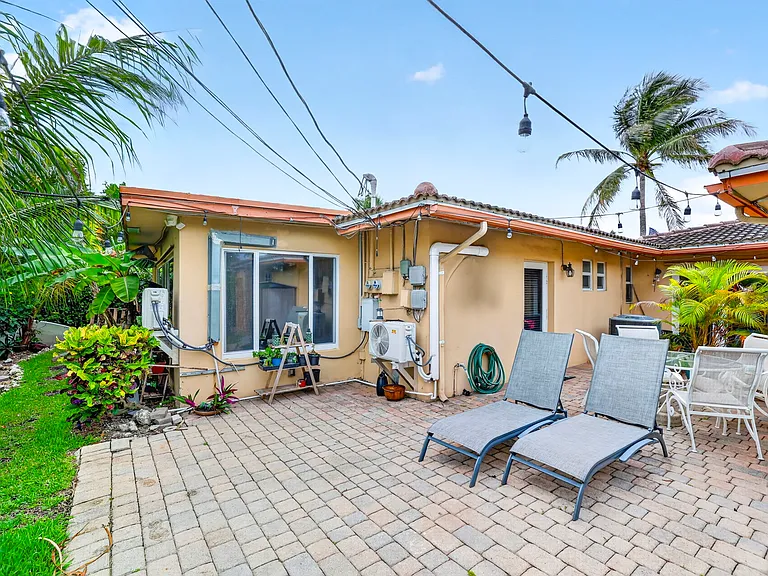 3207 Marine Dr #D — Photo 23
