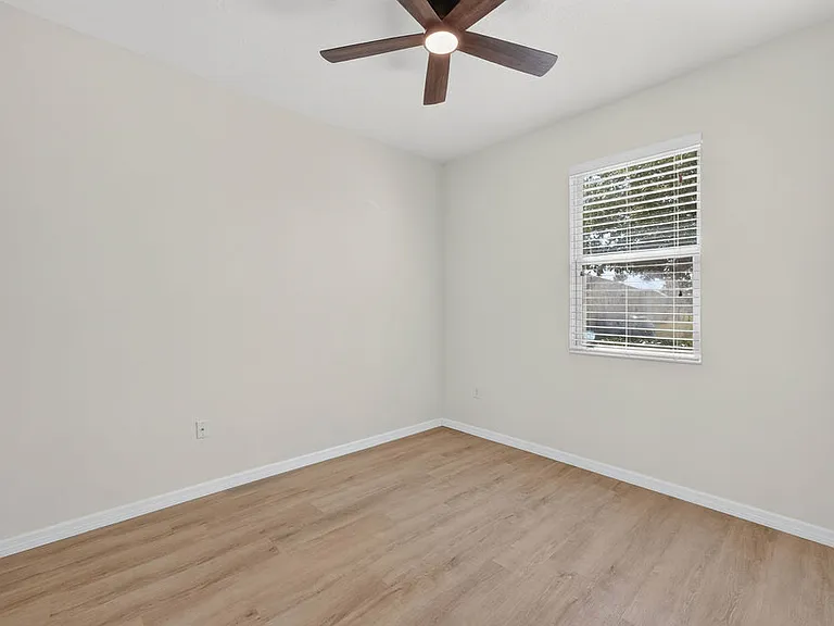 12141 Carson Dr — Photo 30