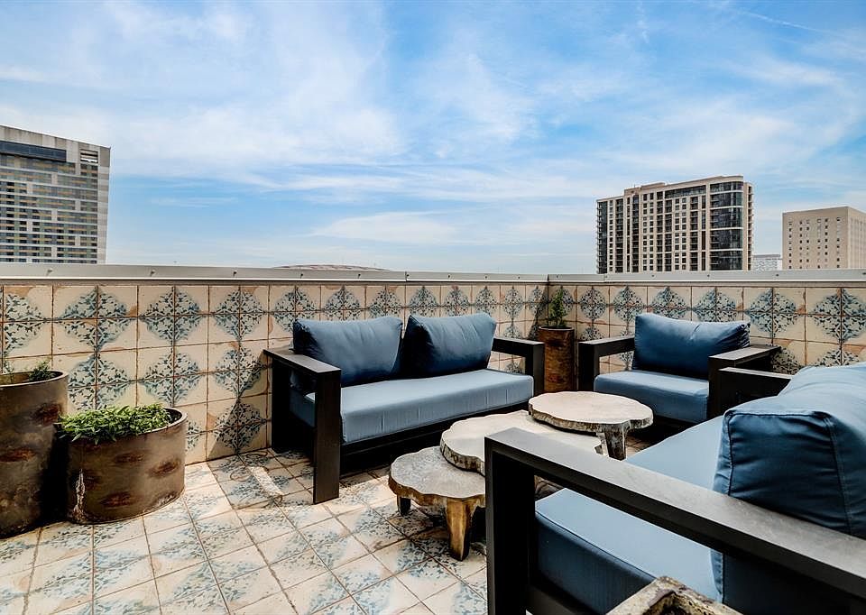 Lovely 8th floor views from one of the largest terraces in the building measuring approximately 13'x9' with designer tile ($5000). Terrace furniture negotiable.