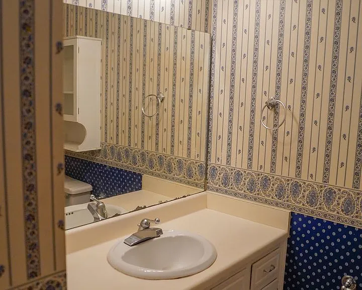 1311 Royal Oaks Ct — Photo 11
