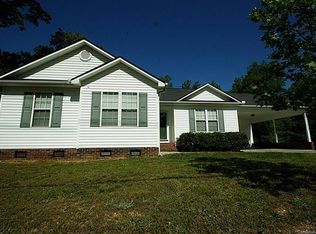 255 Ashebrook Park Rd, Dallas, NC 28034