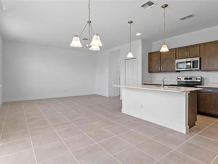 1345 Captiva Cv — Photo 10