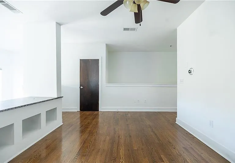 1221 Caroline St NE #201 — Photo 19