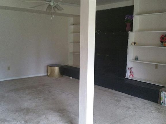 2nd image of 204 Hurdle Dr #A