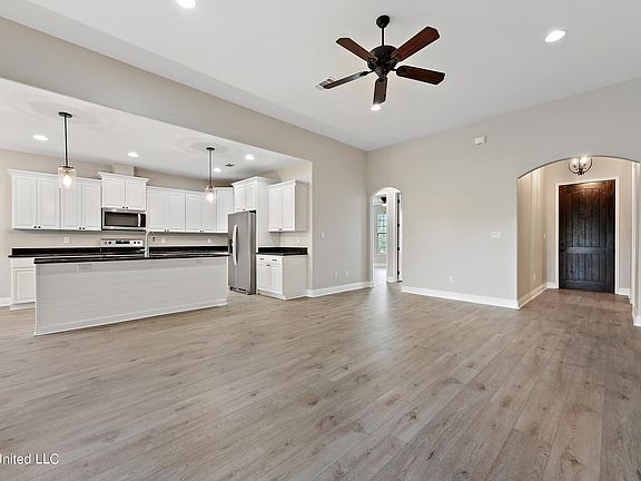 4th image of 15061 Audubon Lake Blvd