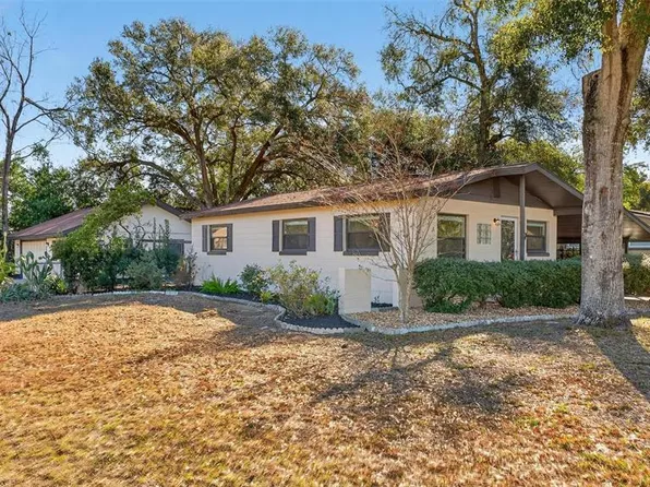 607 Patricia Ave, Fruitland Park, FL 34731