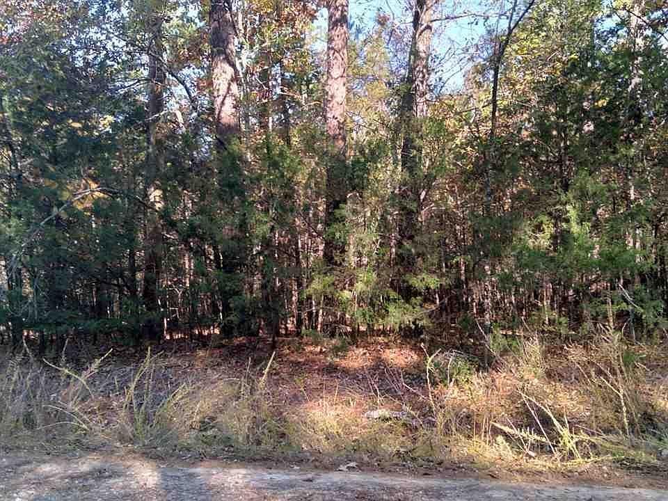 2nd image of Lake Vista Dr
