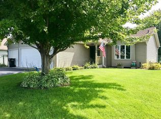 2074 French Trace Ave, Shakopee, MN 55379