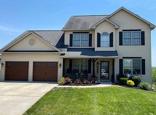 45 Manada Creek Cir, Carlisle, PA 17013