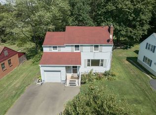 3513 Maplecrest Dr, Vestal, NY 13850