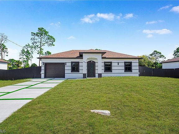 3rd image of 745 Roma Ave S