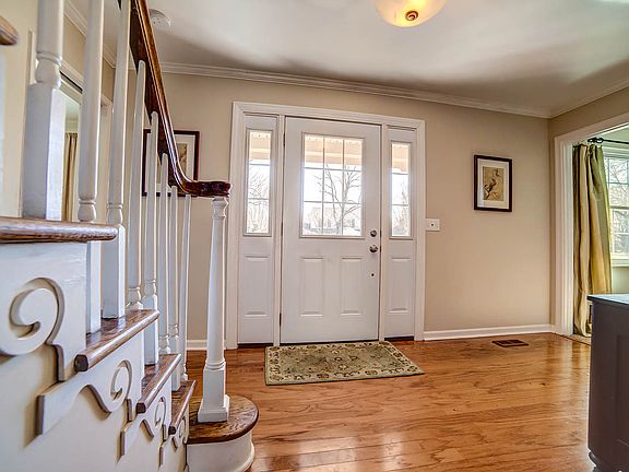 2nd image of 4209 Murrell Dr