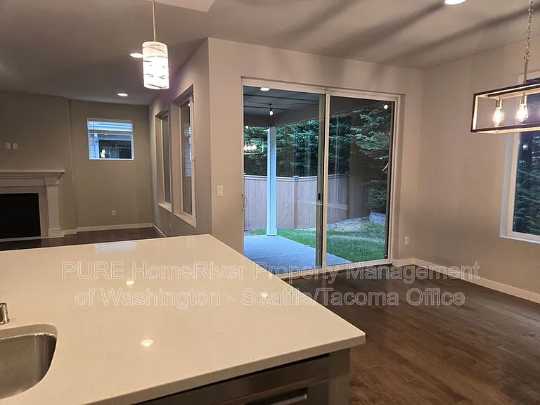 11618 SE 197th Pl — Photo 13
