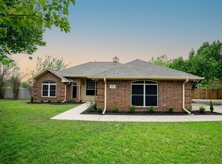 543 Strata Dr, Denton, TX 76201