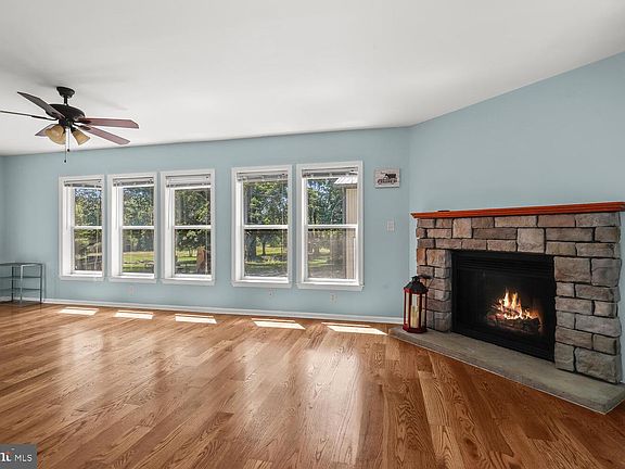 3rd image of 3329 Forge Hill Rd