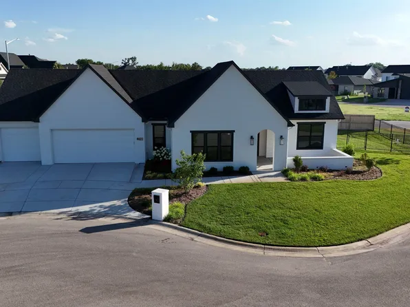 4622 W Emerald Bay Ct, Wichita, KS 67205