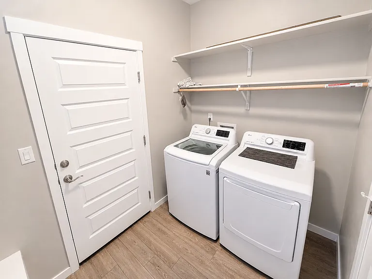 564 Red Cedar Way — Photo 14
