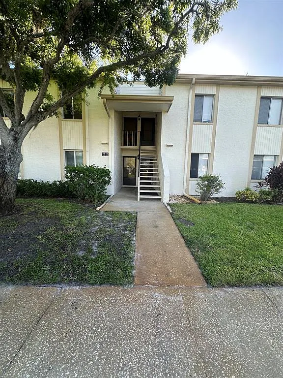 2 bed, 2.0 bath, 1054 sqft, $1,600 — Photo 1