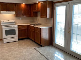 203 E Lafayette St #1, Palmyra, MO 63461