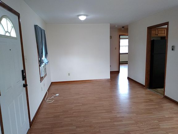 2nd image of 42 W Wilson Blvd