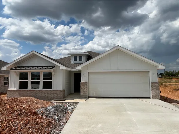 8710 Majestic Rd, Bentonville, AR 72713