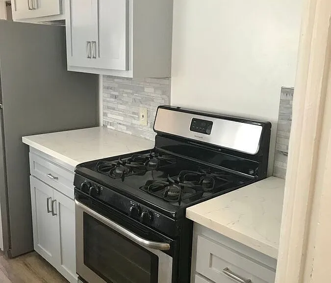 3134 W 43rd Pl — Photo 12