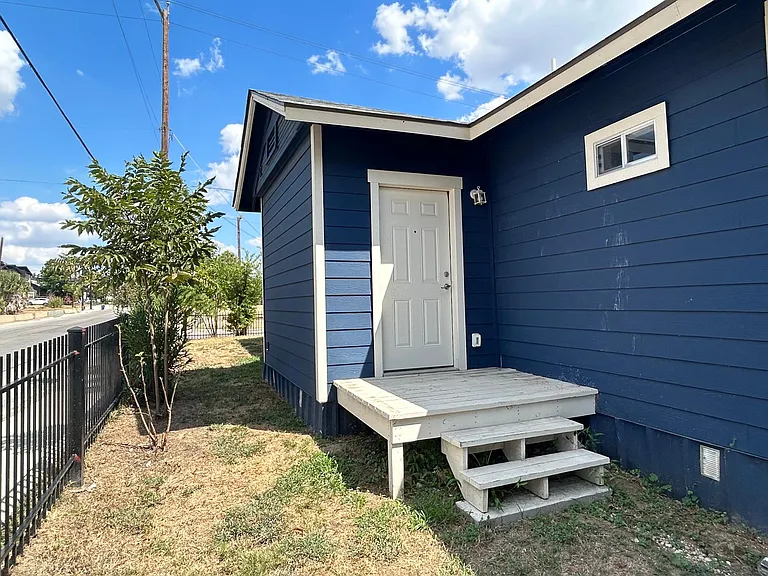 1201 S Palmetto — Photo 27