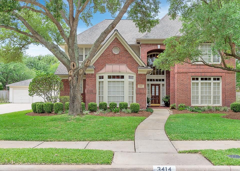 1st image of 3414 S Lake Village Dr