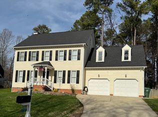 201 Rushingwater Dr, Cary, NC 27513