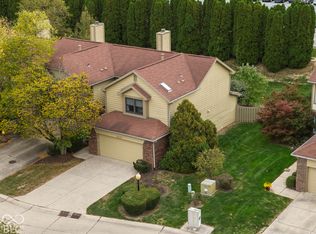 8127 Farmhurst Ln, Indianapolis, IN 46236
