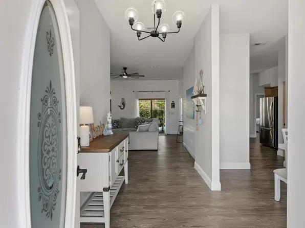 329 Sailfish Cir, Destin, FL 32541