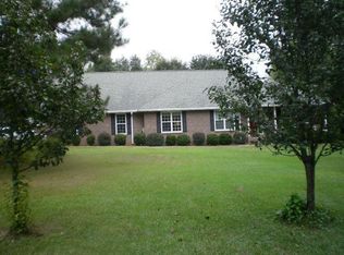 1440 Fellowship Dr, Manning, SC 29102