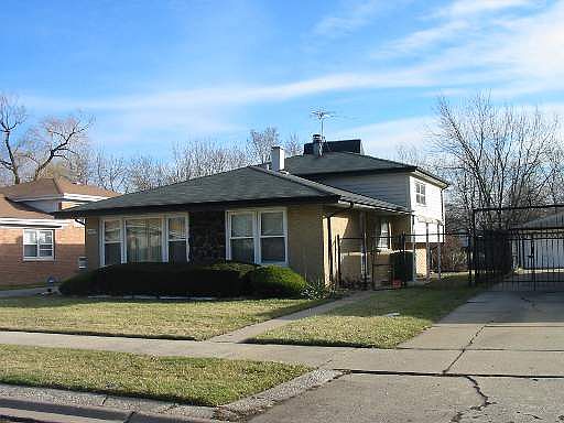 1st image of 1019 S Blouin Dr