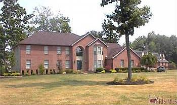1st image of 5320 Cloisters Dr