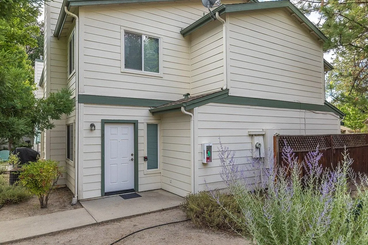 40501 Road 222 APT 101 photo 1