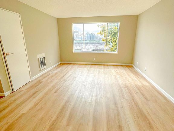 2nd image of 1462 Vallejo St APT 302