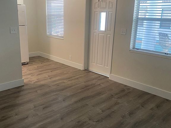 5th image of 4300 Sea Grape Dr #3