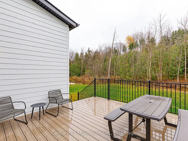 82 Goldie Ct — Photo 47