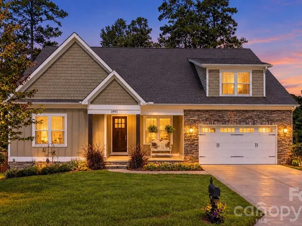 3901 12th St NE, Hickory, NC 28601