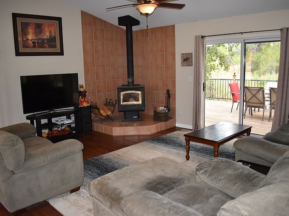 4th image of 23288 Casita Ln