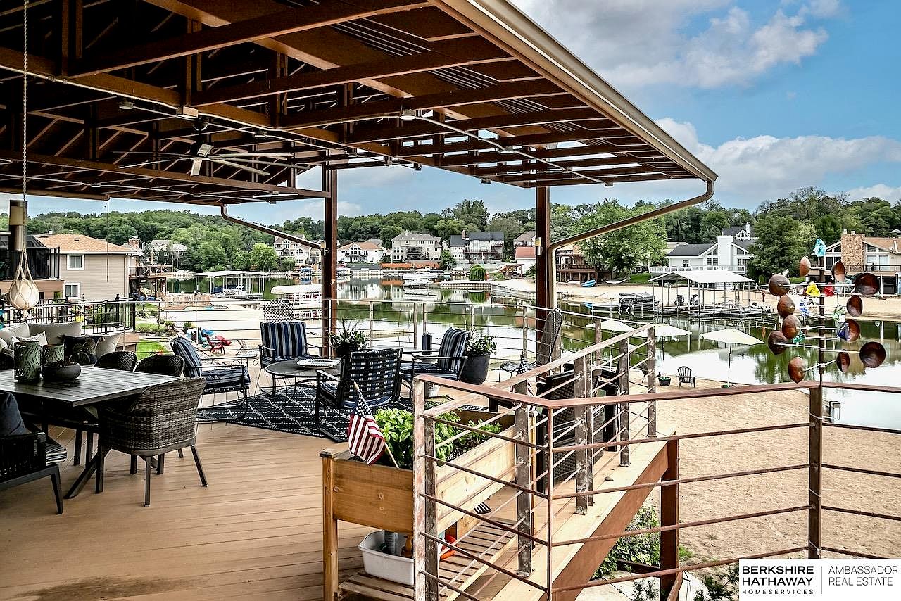 8212 Kauai Dr, Papillion, NE 68046 Zillow