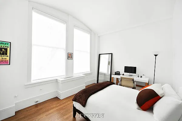 Rented by Town Residential | media 20