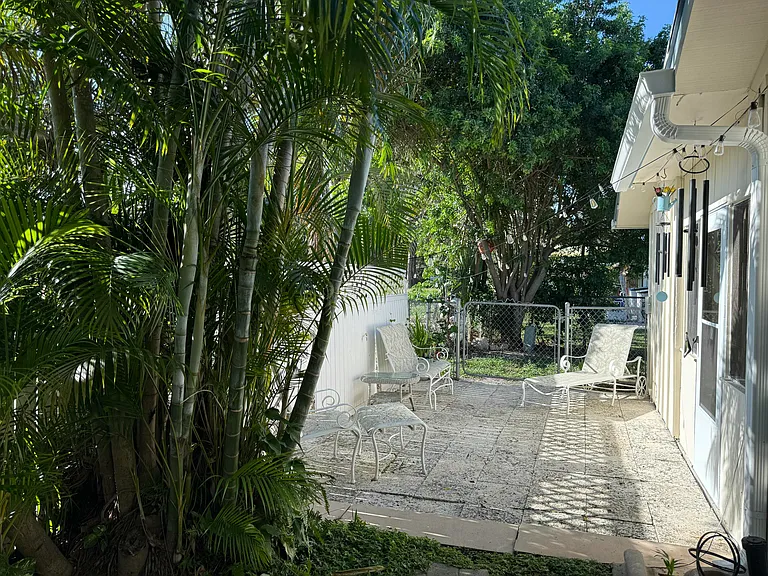 9129 W Highland Pines Blvd — Photo 13